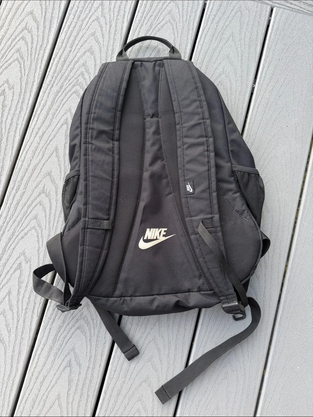 Nike classic black